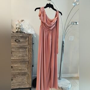 Elegant Pink Evening Gown / Bridesmaid / Ceremony / Prom / Homecoming - Size XS